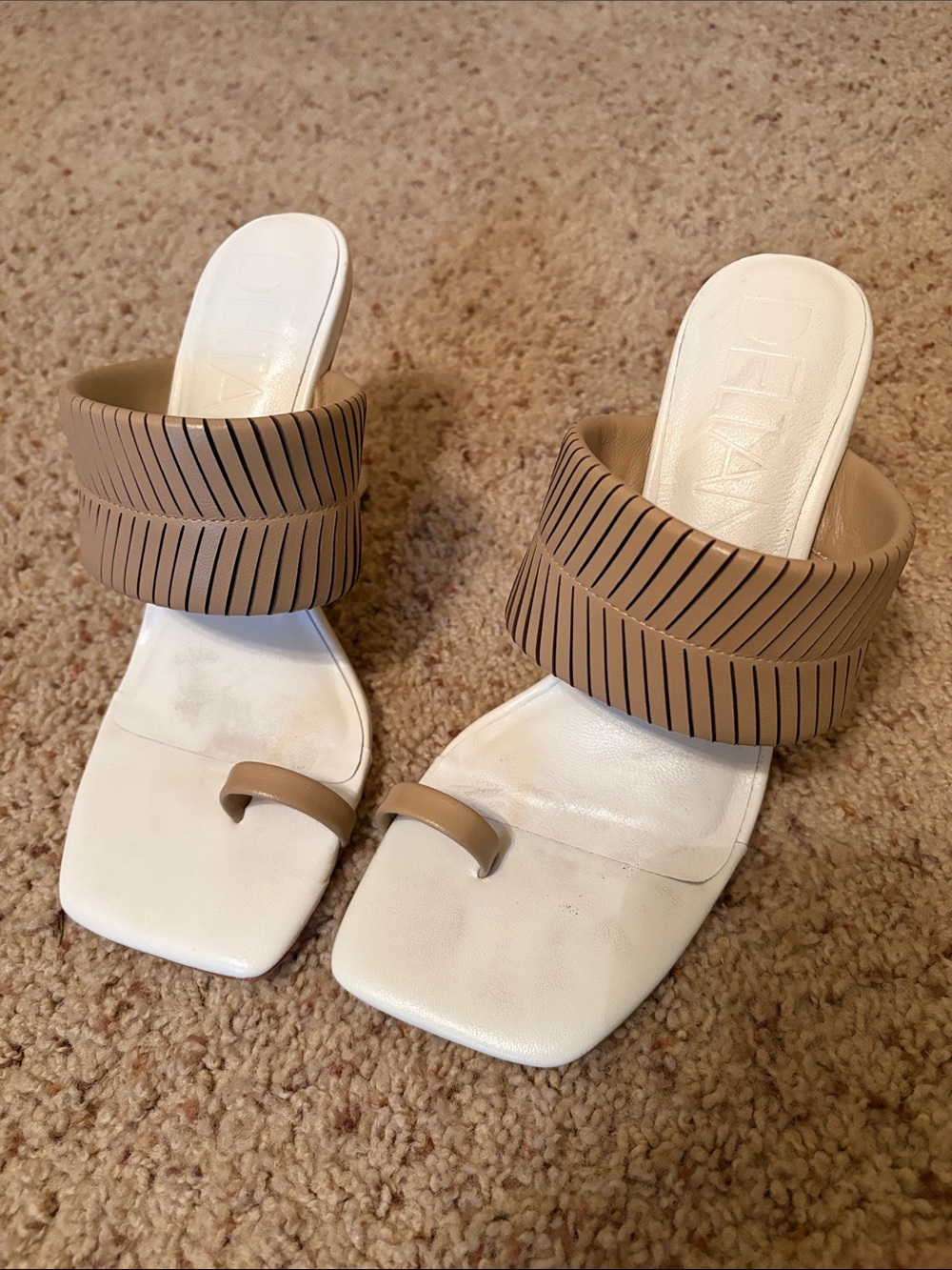 Wide-Band Toe-Ring 4 inch Heels in Beige and White